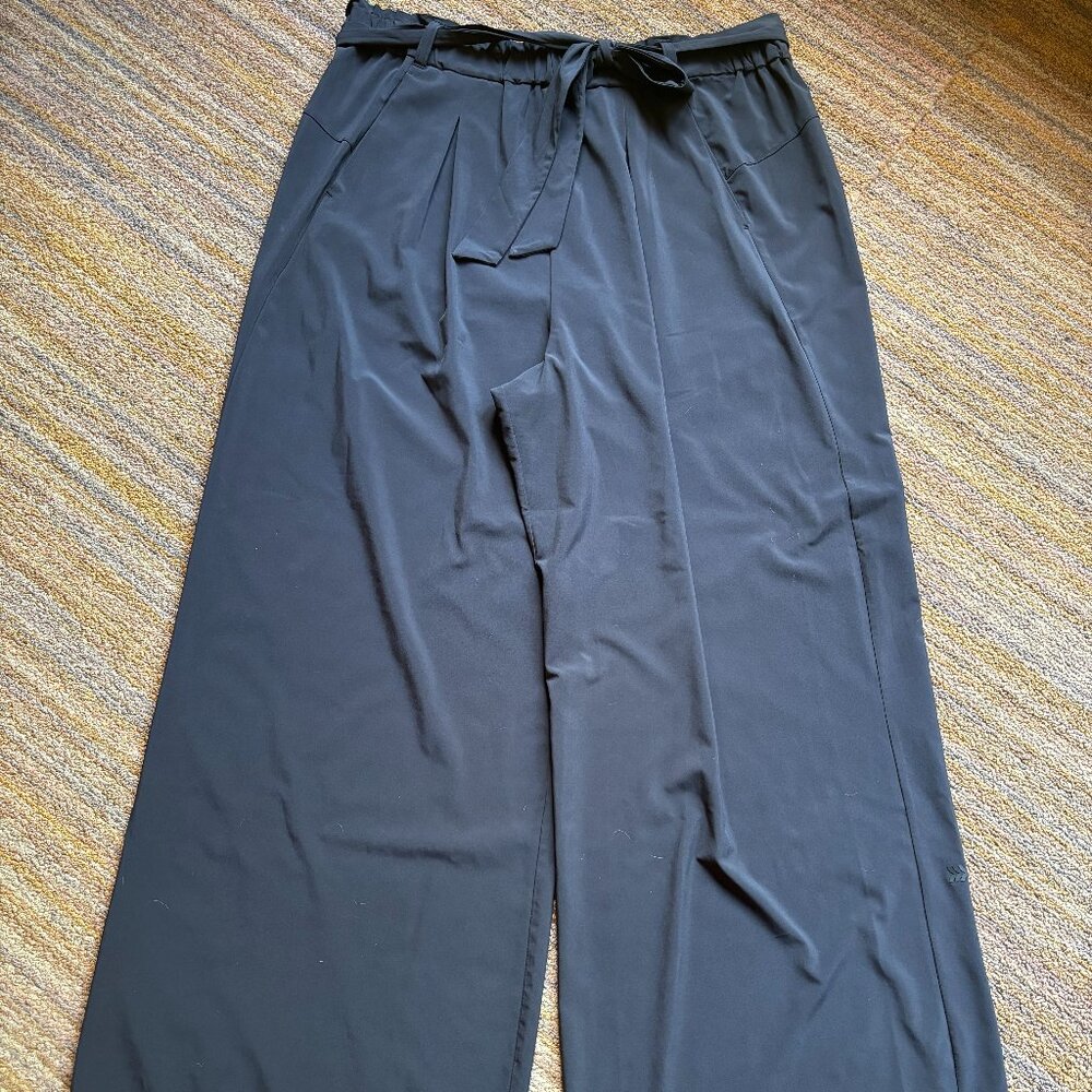 All In Motion Wide Leg Pant black belted stretch woven Women's XXL
